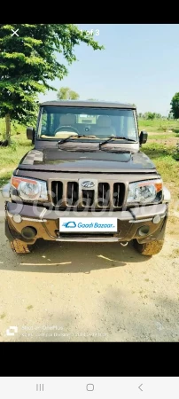 MAHINDRA Bolero Camper