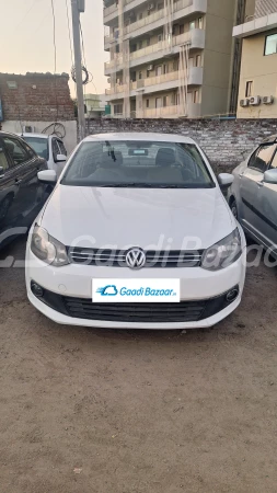 VOLKSWAGEN Vento [2012-2014]