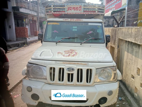 MAHINDRA Bolero Maxitruck Plus