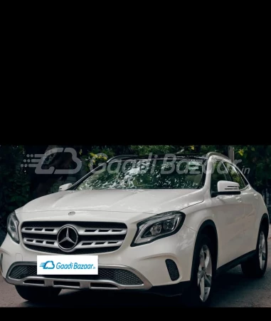 MERCEDES BENZ GLA