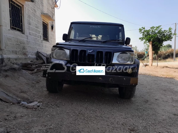 MAHINDRA Bolero Camper