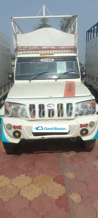 MAHINDRA Bolero Pik-Up