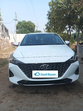 HYUNDAI VERNA