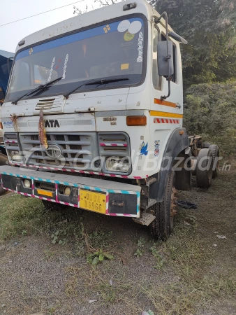 TATA MOTORS LPTK 2518