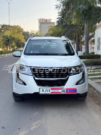 MAHINDRA XUV500