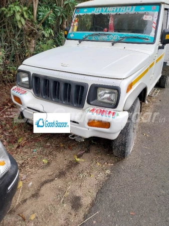 MAHINDRA Bolero Camper