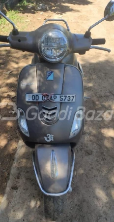 Vespa VXL 125