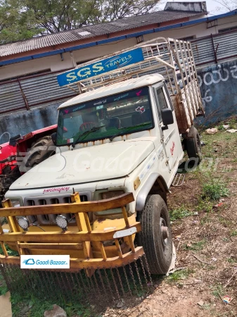 MAHINDRA Bolero Camper