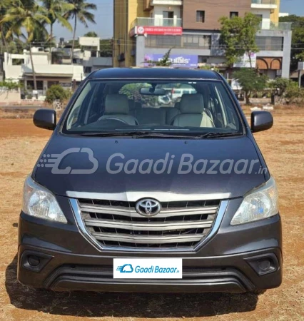 TOYOTA INNOVA