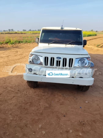 MAHINDRA Bolero Camper