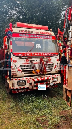 ASHOK LEYLAND U 3718