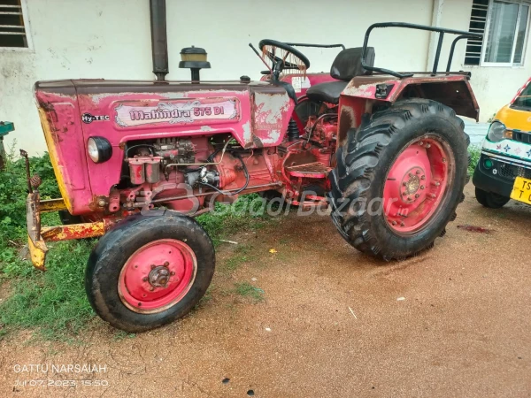 MAHINDRA 575 Di