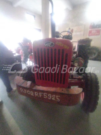 MAHINDRA 585 Di Xp Plus