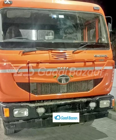 TATA MOTORS LPS 4923 