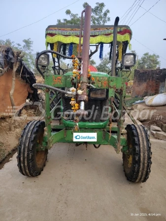 John Deere 5050 D