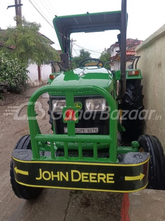 John Deere 3028 EN