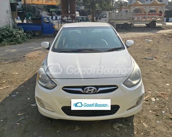 HYUNDAI VERNA