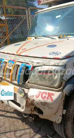 MAHINDRA Bolero Maxitruck Plus