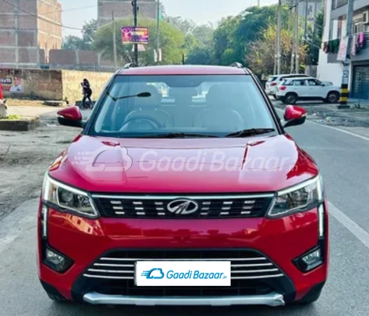 MAHINDRA XUV300