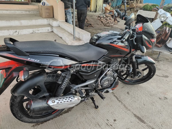 Bajaj Pulsar 150