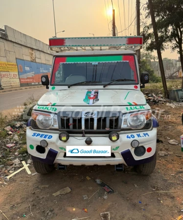 MAHINDRA Bolero Pik-Up