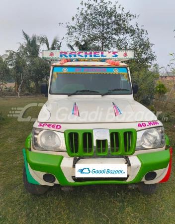 MAHINDRA Bolero Pik-Up