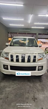 MAHINDRA TUV 300