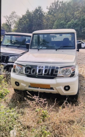 MAHINDRA Bolero Power+