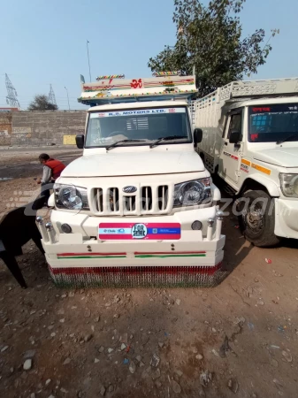 MAHINDRA Bolero Maxitruck Plus