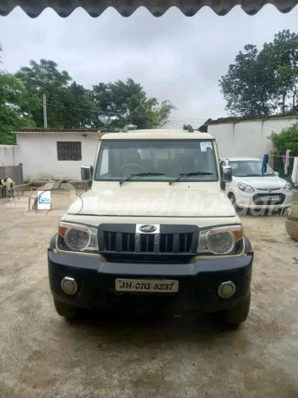 MAHINDRA BOLERO