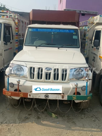 MAHINDRA Bolero Pik-Up