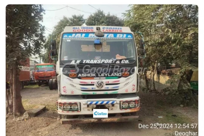 ASHOK LEYLAND AL 5525