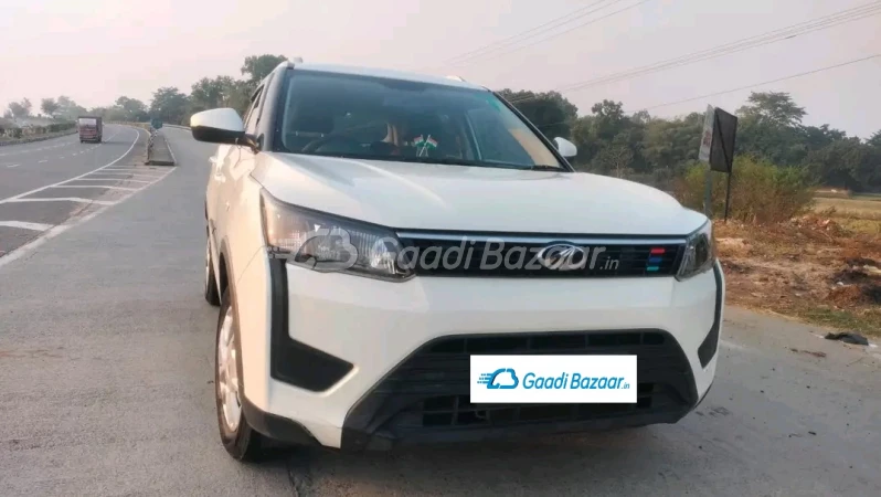 MAHINDRA XUV300