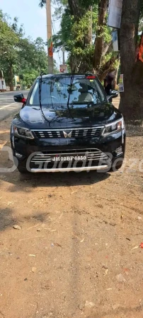 MAHINDRA XUV300