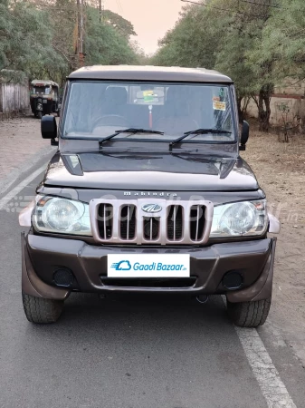 MAHINDRA Bolero Camper