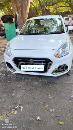 MARUTI SUZUKI Dzire