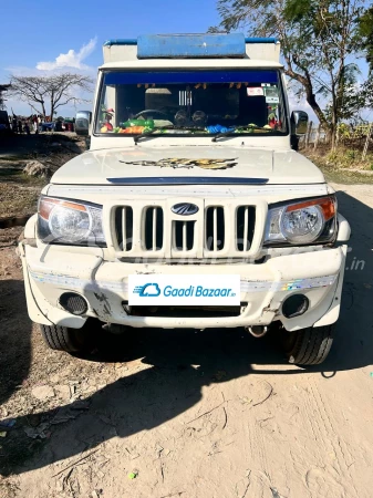 MAHINDRA Bolero Camper