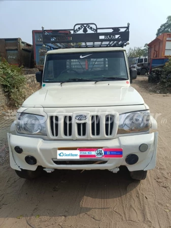 MAHINDRA Bolero Pik-Up