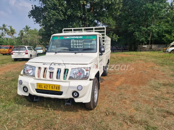 MAHINDRA Bolero Maxitruck Plus