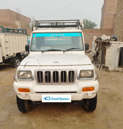 MAHINDRA Bolero Camper