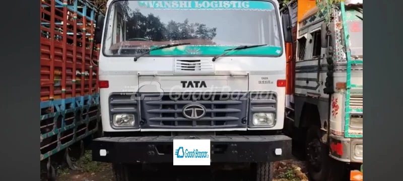 TATA MOTORS LPK 3118