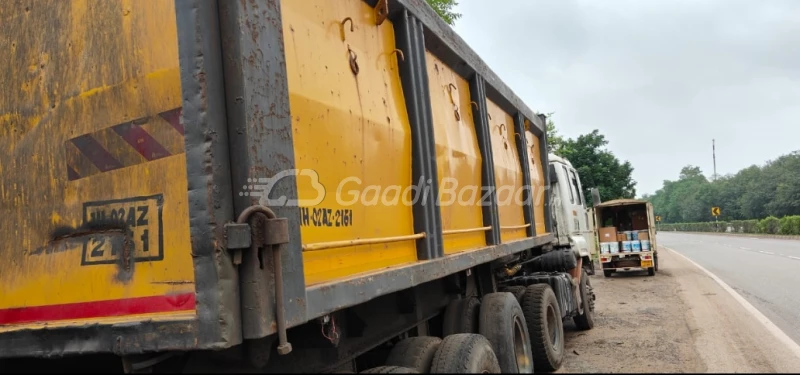 ASHOK LEYLAND U 4019