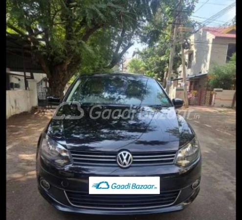 VOLKSWAGEN Vento [2010-2012]