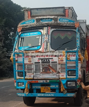 TATA MOTORS LPT 3118