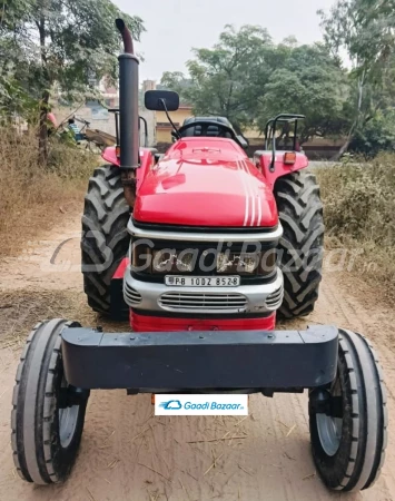 MAHINDRA 555 Di Power Plus