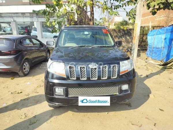 MAHINDRA TUV 300