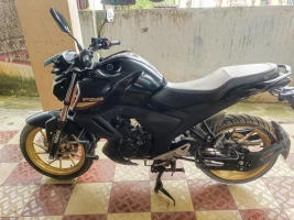 Yamaha FZ S