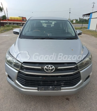 TOYOTA INNOVA CRYSTA