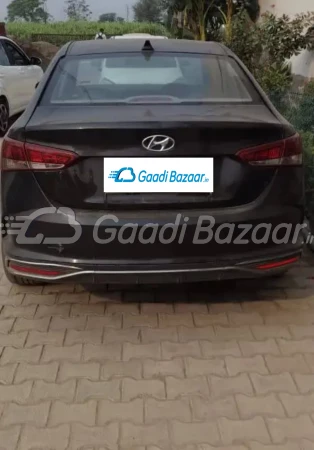 HYUNDAI VERNA