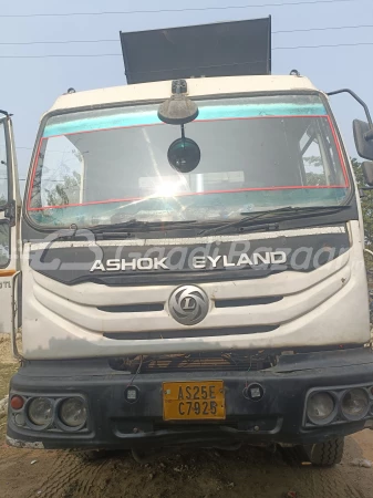 ASHOK LEYLAND AL 2820